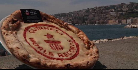 پخت بزرگترین پیتزای جهان در "ناپل" ایتالیا