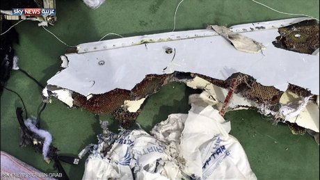 قاهره: دلیل سقوط هواپیمای مصری در دریای مدیترانه انفجار بوده است