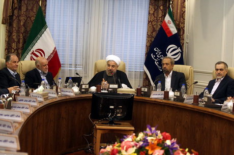 رئیس‌جمهور: باید با ویژه‌خواری و فساد مبارزه شود/بیت‌المال باید به خزانه بازگردد