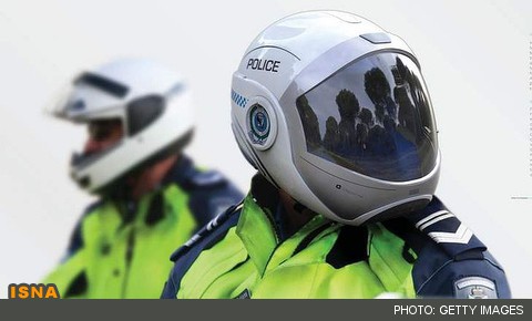 کلاه ایمنی موتور پلیس با ویژگی‌های پلیس آهنی