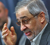 واردات طلا توسط بانك مركزي سياست درستي نبود/دولت روزه شوك وارد كردن بگيرد