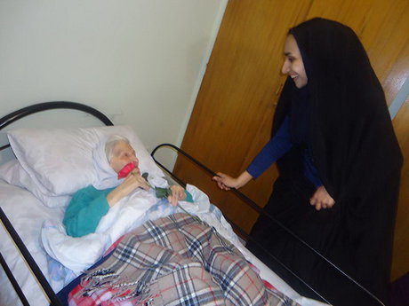 جشن روز مادر دانشجویان در خانه سالمندان