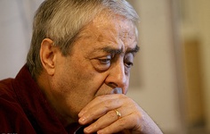 كتاب زندگي احمدرضا احمدي در راه است