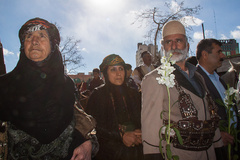 کوچ نمادین عشایر ایران در خیابان ولیعصر تهران