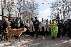 کوچ نمادین عشایر ایران در خیابان ولیعصر تهران