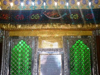 گزارشی از بنای یک امامزاده‌ که شباهت بسیاری به خانه حضرت علی (ع‌) در کوفه دارد