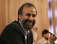 حسن بيادي: روحانيت را براي رياست مجلس مناسب‌تر مي‌دانم