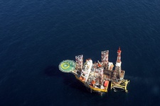 خروج تاسیسات دریایی از لیست تحریمی‌ها/ اروپا محکوم به پرداخت خسارت به ایران شد