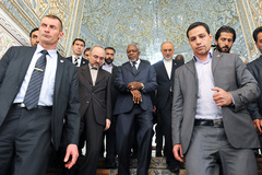 دیدار کوفی عنان با صالحی