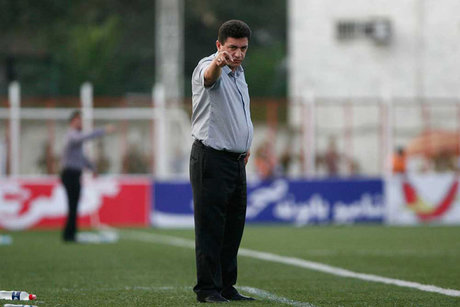 جلسه افشارزاده و قلعه‌نویی برای سرنوشت چهار ملی‌پوش استقلال