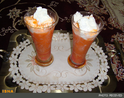 برای جذب بیشتر ویتامین A، آب هویج را با بستی مصرف کنید