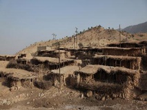 روستای "کُمبُل" گچساران باید جابجا شود