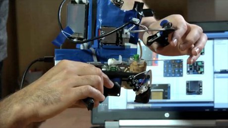 ابداع ابزاری رباتیک برای فروبردن سوزن به درون شریان‌ها