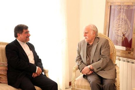 وزیر ارشاد به دیدار محمود فرشچیان رفت 