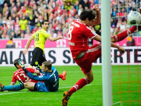 شکست سنگین بایرن مونیخ در شب مصدومیت نویر