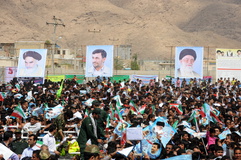 رییس جمهور در جمع مردم حاجی آباد