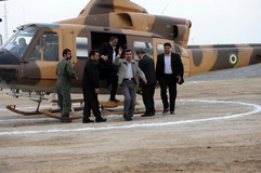 رییس جمهور در جمع مردم بندر خمیر