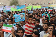 رییس جمهور در جمع مردم بندر خمیر