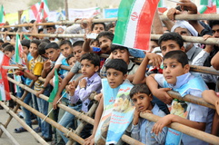 رییس جمهور در جمع مردم بندر خمیر