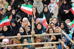 رییس جمهور در جمع مردم بندر خمیر