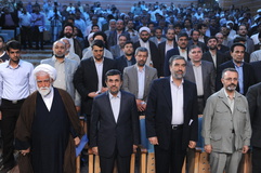 دیدار علما، ایثارگران، مدیران و منتخبین استان هرمزگان با رییس جمهور