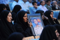 دیدار علما، ایثارگران، مدیران و منتخبین استان هرمزگان با رییس جمهور