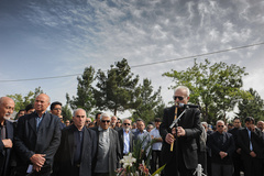 مراسم تشییع و خاکسپاری پیکر استاد داریوش صفوت