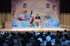 دیدار علما، ایثارگران، مدیران و منتخبین استان هرمزگان با رییس جمهور