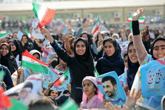 رییس جمهور در جمع مردم پارسیان