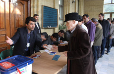 در حوزه انتخابيه كرمانشاه، محمد رزم از جهانبخش اميني پيش افتاد