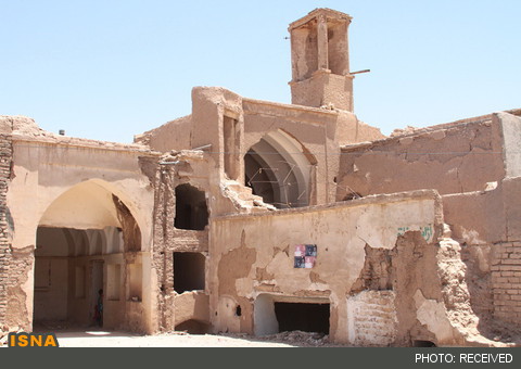 خانه تاریخی شعاعی کاشان سالم است، فقط بخشی از مطبخ تخریب شده