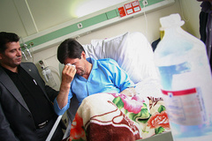 نماینده ورزقان پس حادثه تصادف - بیمارستان تبریز