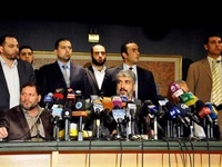 مشعل: فلسطینی‌ها وطنی جز فلسطین نمی‌شناسند / برای هر احتمالی آماده‌ایم