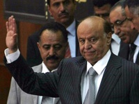 رئیس‌جمهوری مستعفی یمن پایتخت را ترک کرد/مذاکرات سیاسی به حالت تعلیق درآمد