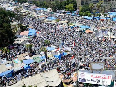 پایان مهلت ارتش به گروه اخوان‌المسلمین و آماده‌باش طرفداران مرسی