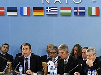 نشست وزیران خارجه ناتو با محوریت سوریه و موشک‌های پاتریوت در ترکیه