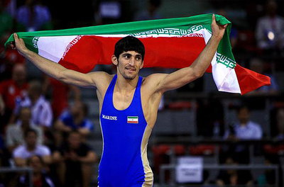 فرشاد عیسوند قهرمان کشتی فرنگی جوانان جهان شد