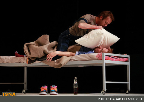 «مرد بالشی» با تغییر یک بازیگر دوباره به صحنه می‌رود