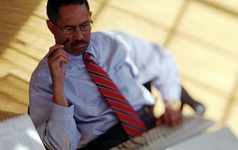 ساخت نمايشگري كه مراقب سلامت شماست!