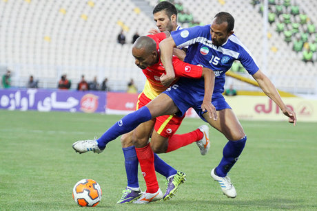 توافق فدراسیون فوتبال با صدا و سیما / احتمال پخش فوتبال از هفته چهاردهم