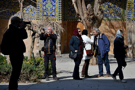 بازدید گردشگران خارجی از اماکن دیدنی اصفهان