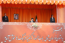 مقام معظم رهبری: پیشرفت بدون عدالت، ظاهری است/حضور در انتخابات، آگاهی و بصیرت است