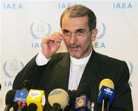 معاون وزیر خارجه:با وجود فشار و تحریم‌ با عزم راسخ به پیشرفت ادامه می‌دهیم