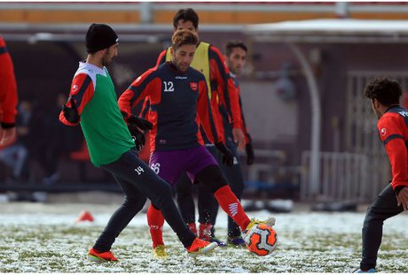 حسینی: هواداران نگران سیاه جامگان نباشند/ به مشهد تعصب دارم