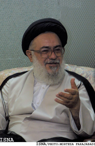 دبير تشكيلات انجمن اسلامي دانشجويان دانشگاه تهران به نقل از آيت‌الله موسوي خوئيني‌ها:
اجماع اصلاح‌طلبان بر مبناي نظرسنجي به نفع اصلاحات و مملكت است