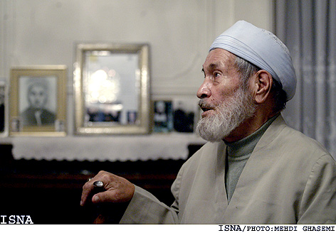 / ديدار با پيشكسوت/ 
استاد رحيم موذن‌زاده تاكيد كرد؛
“نقش ايمان و خلوص در خلق آثار هنري”