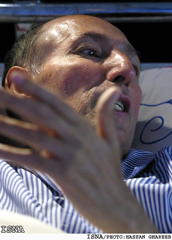 / درآستان بزرگان هنرهاي تجسمي/6/
«هادي ميرميران» در بستر بيماري هم يكي از فعال‌ترين و موفق‌ترين‌هاست