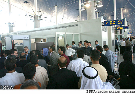 /گزارش تصويري/
آغاز بهره‌برداري ازفرودگاه امام(ره)