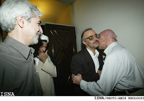 /گزارش تصويري/2
هاشم آقاجري از زندان آزاد شد