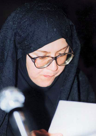 صديقه وسمقي:
جشنواره‌ي دولتي بسياري از شاعران را حذف مي‌كند
جشنواره‌ي ملي بايد تمام گستره‌ي ملت را دربر گيرد